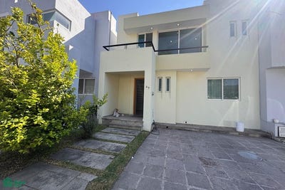 /international/mx/avenida-naturaleza-18-res-bosque-real-de-santa-anita-tlajomulco-de-ziga-jalisco-tlajomulco-de-zuniga-jalisco-310108431889/