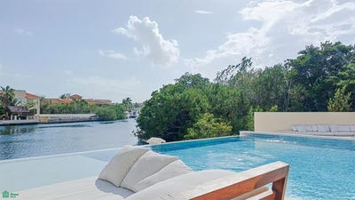 /international/mx/blvd-puerto-aventuras-puerto-aventuras-quintana-roo-310106825696/