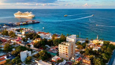 /international/mx/401-5a-av-nte-san-miguel-de-cozumel-quintana-roo-310108618755/