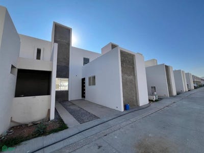/international/mx/avenida-del-ferrocarril-no-1-a-casa-no-46-espiritu-santo-san-juan-del-rio-queretaro-san-juan-del-rio-queretaro-310104835131/
