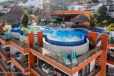 /international/mx/220-calle-pulpito-unit-301-puerto-vallarta-jalisco-310101334444/?lang=en