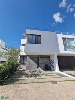 /international/mx/av-alameda-punto-sur-6187-coto-2-casa-8-punto-sur-tlajomulco-de-ziga-jalisco-tlajomulco-de-zuniga-jalisco-310109013971/