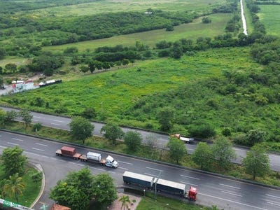 /international/mx/autopista-manzanillo-colima-frente-a-la-corona-km-5-mas-100-el-mezquite-colima-colima-28627-glade-valley-colima-310108246503/