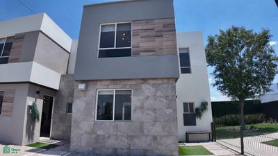 /international/mx/cto-valencia-sn-rincones-del-marques-el-marques-queretaro-el-marques-queretaro-310108115732/