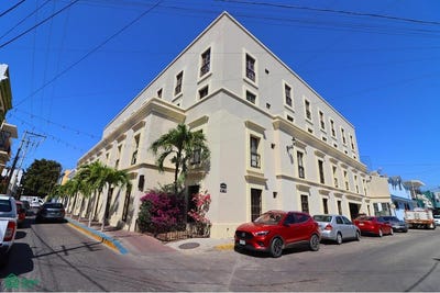 /international/mx/carnaval-esquina-con-nicaragua-centro-mazatlan-sinaloa-mazatlan-sinaloa-310106466338/