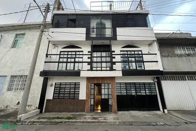 /international/mx/calle-maestro-juan-delgado-224-granjas-del-maestro-morelia-michoacan-de-ocampo-morelia-michoacan-310108309927/