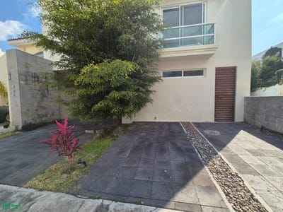 /international/mx/camino-del-alazan-321-san-martin-del-tajo-tlajomulco-de-ziga-jalisco-tlajomulco-de-zuniga-jalisco-310105119082/