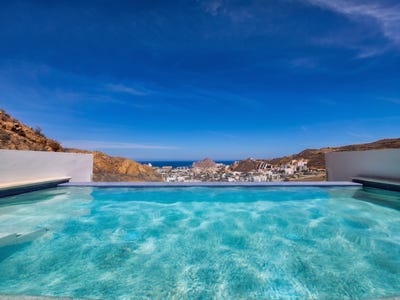 /international/mx/lienzo-charro-cabo-san-lucas-baja-california-sur-310108307935/