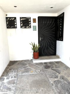 /international/mx/102-calle-havre-puerto-vallarta-jalisco-310108486538/