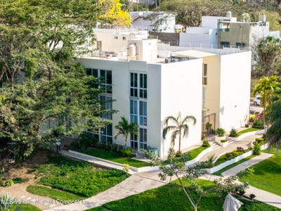 /international/mx/av-vista-las-flores-595-1-unit-b9-puerto-vallarta-jalisco-310106829089/