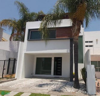 /international/mx/venta-de-casa-como-nueva-que-cuenta-con-un-roof-garden-para-disfrutar-de-noches-en-familia-fracc-lomas-del-valle-puebla-puebla-72595-puebla-puebla-310107364108/