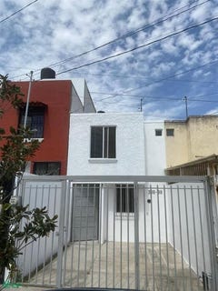 /international/mx/paseo-de-los-olmos-oriente-388-38-valle-de-san-isidro-zapopan-jalisco-zapopan-jalisco-310107620976/