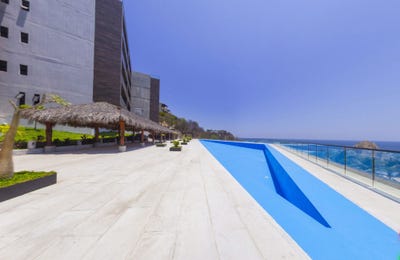 /international/mx/qv5w-r2-la-crucecita-oaxaca-310109175227/