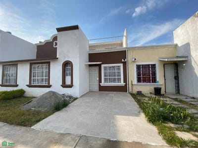 /international/mx/calle-valencia-fraccionamiento-mallorca-ii-san-lucas-xolox-manzana-2-lote-26-los-reyes-acozac-tecamac-mexico-tecamac-de-felipe-villanueva-mexico-city-310104245418/