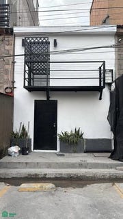 /international/mx/ave-de-lobos-20699-9-el-aguila-tijuana-baja-california-tijuana-baja-california-310104792092/