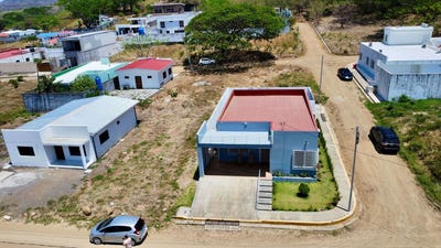 /international/ni/villa-183-a-modern-comfort-in-villas-de-san-juan-san-juan-del-sur-center-rivas-department-310108048572/