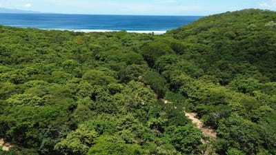 /international/ni/mountain-view-lots-at-vida-project-in-playa-yankee-san-juan-del-sur-south-rivas-department-310108262287/