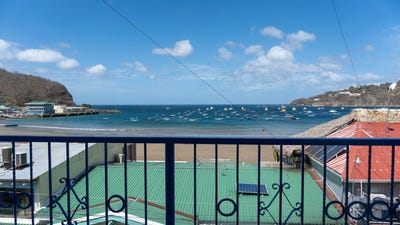 /international/ni/oceanview-condo-at-casa-marina-walkable-beachfront-living-san-juan-del-sur-center-rivas-department-310108213046/