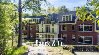 /international/nl/rijksweg-west-10-h-laren-north-holland-310102367487/