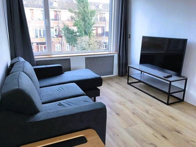/international/nl/hogenbanweg-rotterdam-south-holland-310095597381/?lang=zh-cn
