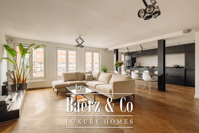 /international/nl/waterlooplein-177-d-amsterdam-north-holland-310108038286/