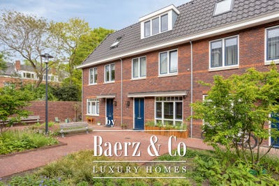 /international/nl/bloemistenhof-7-leiden-south-holland-310108210900/