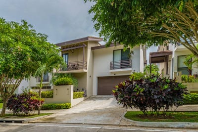 /international/pa/panama-pacifico-panama-city-panama-city-310107557310/