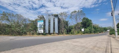 /international/pa/via-principal-hacia-buenaventura-con-la-entrada-hacia-lighthouse-anton-cocle-310107043410/