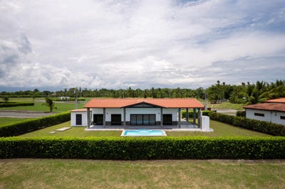 /international/pa/47-coco-beach-unit-47-baru-chiriqui-310100166358/?lang=en