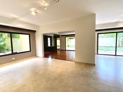 /international/pa/ave-martina-del-nte-unit-57-panama-panama-city-310107646130/