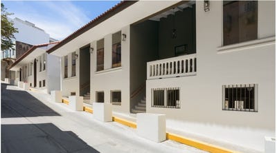 /international/pa/casco-antiguo-calle-11-este-callejon-de-sona-panama-casco-viejo-san-felipe-panama-panama-casco-viejo-san-felipe-panama-city-310108529932/