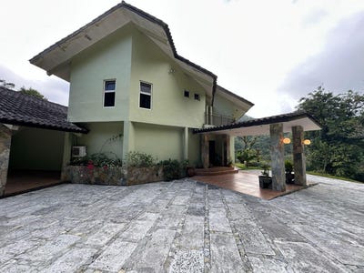 /international/pa/el-valle-de-anton-cocle-cocle-310098387098/
