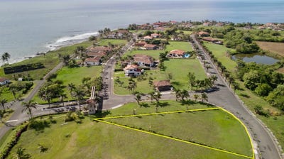 /international/pa/calle-pedasi-pedasi-los-santos-province-310105911980/