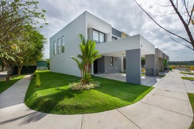 /international/pa/panama-pacifico-panama-panama-pacifico-panama-panama-panama-pacifico-panama-city-310108217870/