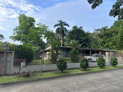 /international/pa/calle-loro-casa-524-a-a-escasos-metros-del-tribunal-electoral-dij-cerca-del-hospital-oncologico-y-terminal-de-albrook-panama-ancon-panama-panama-ancon-panama-city-310102463757/