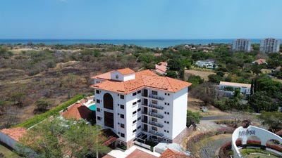 /international/pa/punta-barco-resort-entrada-a-la-derecha-edificio-el-quetzal-unit-3a-san-carlos-panama-city-310106016269/