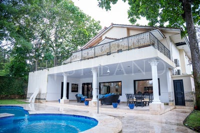 /international/pa/camino-de-cruces-panama-city-panama-city-310103242639/