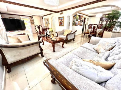 /international/pa/ancon-panama-city-panama-city-310106569455/