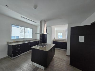 /international/pa/ph-premium-tower-san-francisco-calle-73-unit-31-panama-panama-city-310109098928/