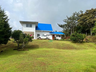 /international/pa/los-altos-de-cerro-azul-cerro-azul-panama-cerro-azul-panama-city-310098951507/?lang=en