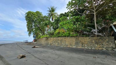 /international/pa/camino-a-puerto-balsa-al-llegar-a-la-playa-lote-en-la-esquina-a-mano-derecha-baru-limones-chiriqui-baru-limones-chiriqui-310102347869/