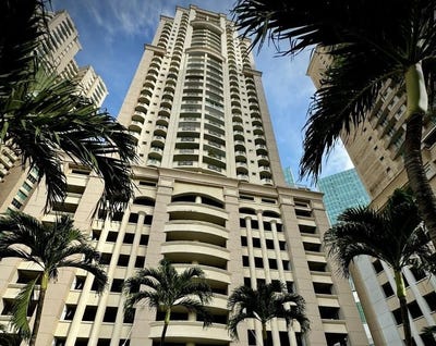 /international/pa/costa-pacifica-torre-200-entrando-por-banco-general-punta-pacifica-unit-17-a-panama-panama-city-310101108797/