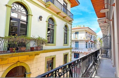 /international/pa/casco-viejo-panama-panama-city-310099944052/
