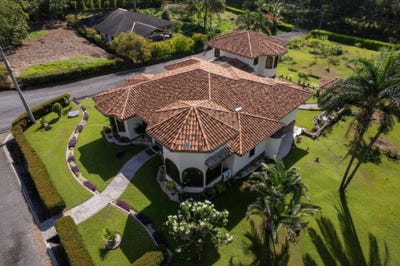 /international/pa/tropical-place-sortova-bugaba-chiriqui-310097231432/