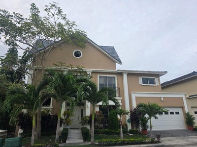 /international/pa/clayton-panama-city-panama-city-310108481511/