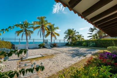 /international/pa/isla-farallon-rio-hato-panama-rio-hato-cocle-310098386365/