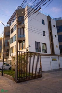 /international/pe/alameda-del-crepusculo-105-santiago-de-surco-lima-lima-lima-lima-district-310107275143/