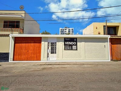 /international/pe/urb-pescasserolli-pasaje-los-nardos-mz-a-lote-6-tacna-tacna-tacna-tacna-tacna-310102831541/