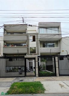 /international/pe/calle-tafur-urbanizacion-higuereta-s-n-santiago-de-surco-lima-lima-lima-lima-district-310108841276/