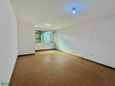 /international/pe/jiron-canamelares-156-san-miguel-lima-lima-lima-lima-district-310105923380/